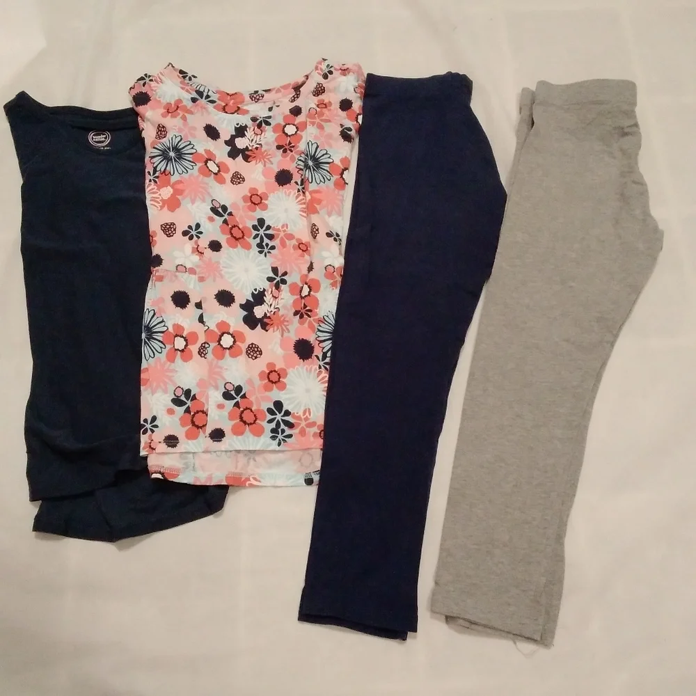 Girl's Size 6 Bundle 2 Tops 2 Bottoms